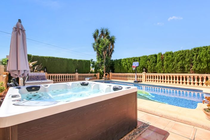 Image No.32-5 Bed Villa for sale