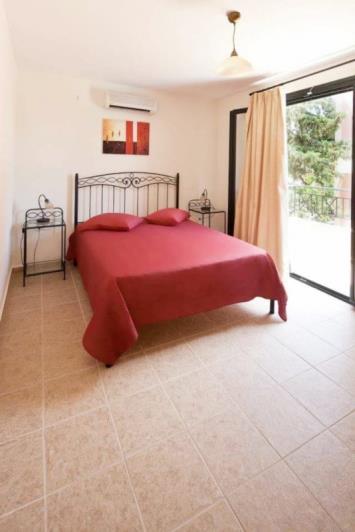 Image No.5-5 Bed Hotel for sale