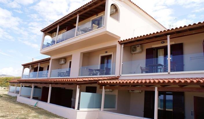 Image No.4-13 Bed Hotel for sale