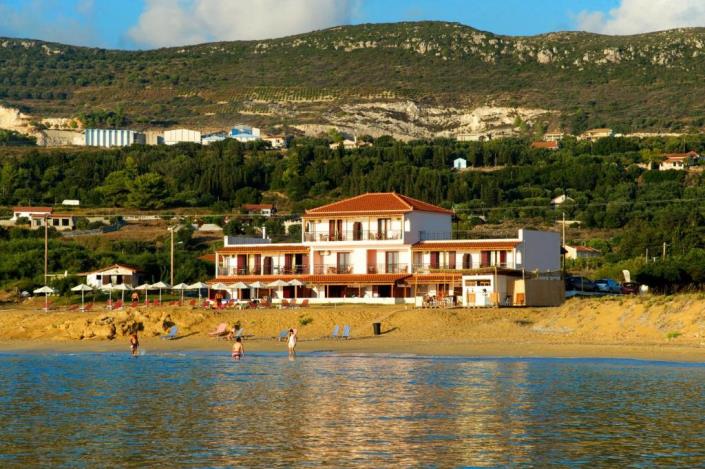 Image No.2-13 Bed Hotel for sale