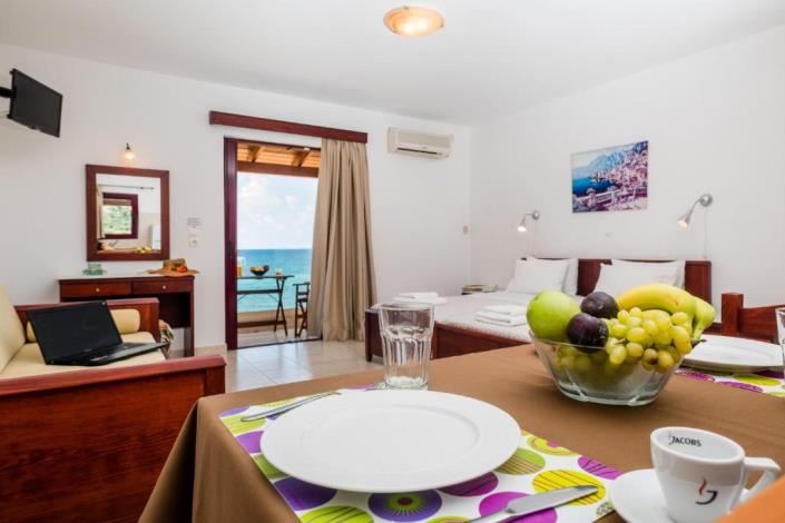 Image No.10-13 Bed Hotel for sale