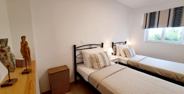 Image No.14-3 Bed Maisonette for sale