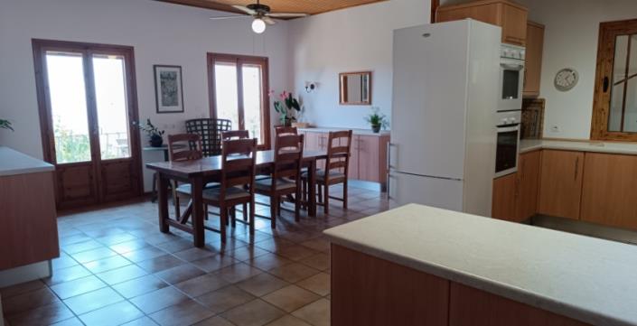 Image No.16-Villa for sale