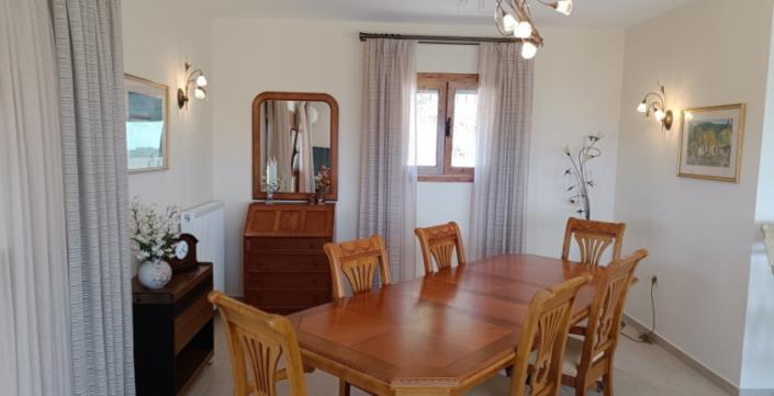 Image No.19-Villa for sale