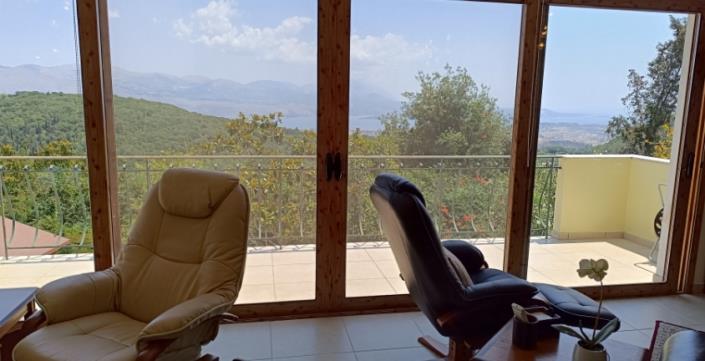 Image No.15-Villa for sale