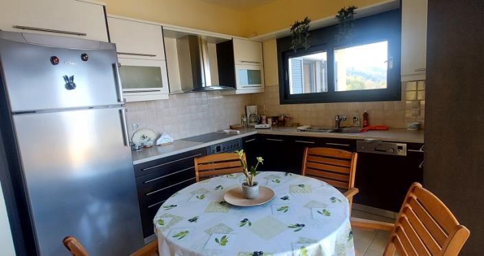 Image No.6-3 Bed House for sale