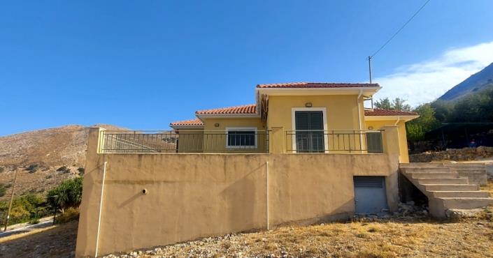 Image No.9-3 Bed House for sale