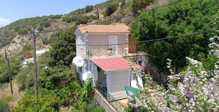 Image No.24-8 Bed House for sale