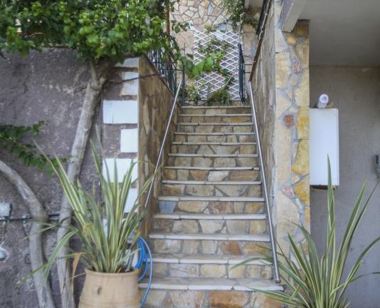 Image No.53-8 Bed House for sale