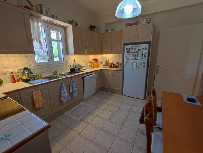 Image No.10-3 Bed House for sale