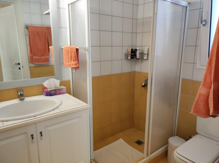 Image No.18-3 Bed House for sale