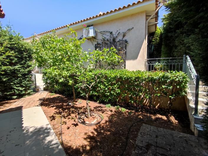 Image No.22-3 Bed House for sale