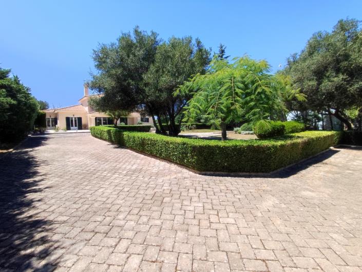 Image No.34-3 Bed House for sale