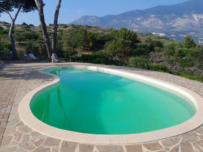 Image No.16-10 Bed Villa for sale