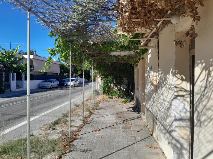 Image No.5-2 Bed House for sale