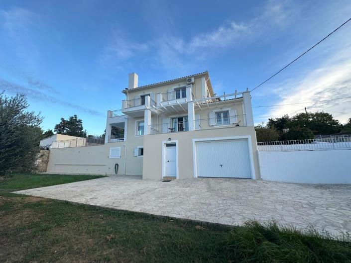 Image No.2-3 Bed Villa for sale