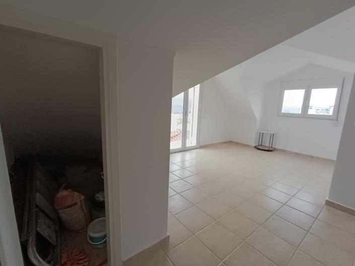 Image No.14-1 Bed Apartment for sale