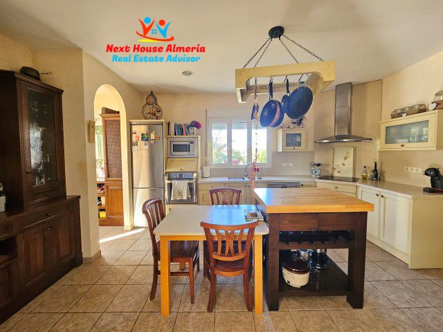 Image No.23-4 Bed Villa for sale