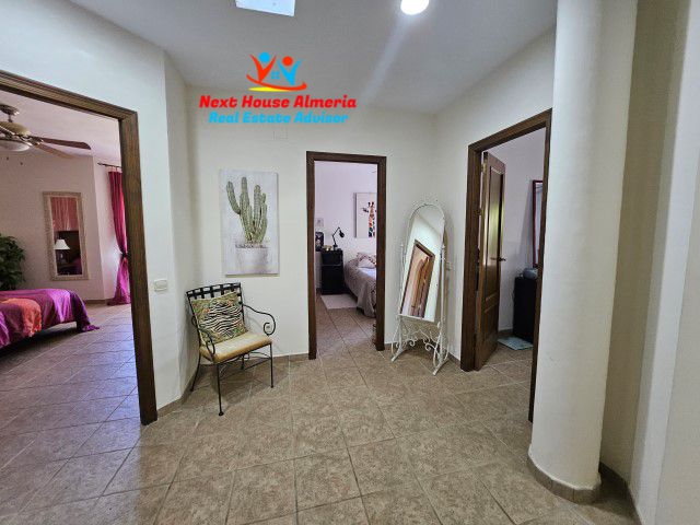 Image No.29-4 Bed Villa for sale