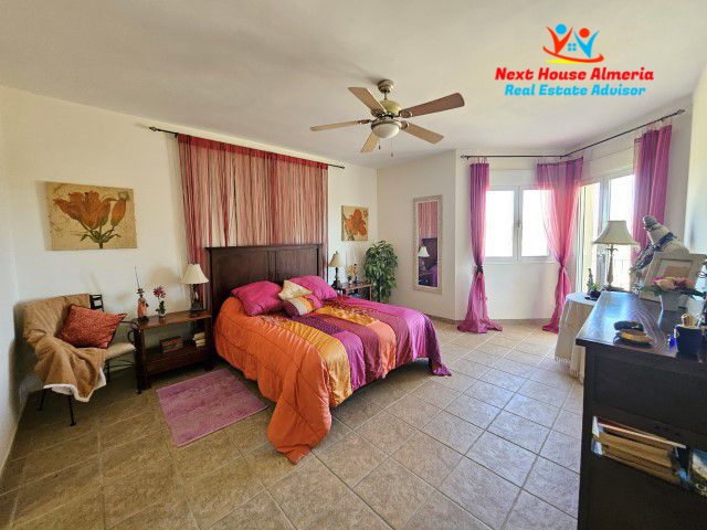 Image No.30-4 Bed Villa for sale