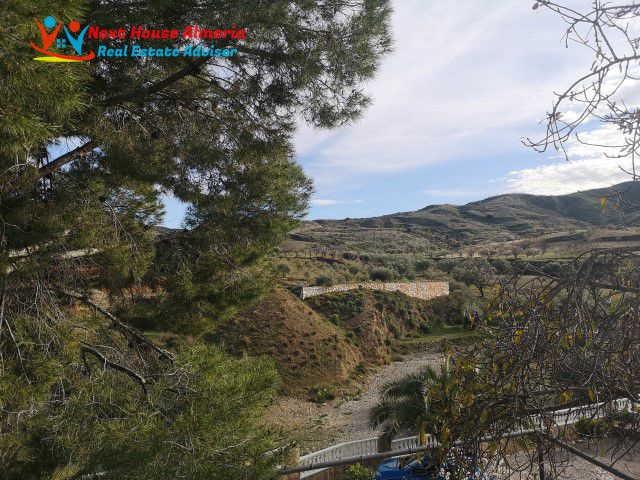 Image No.33-3 Bed Country House for sale