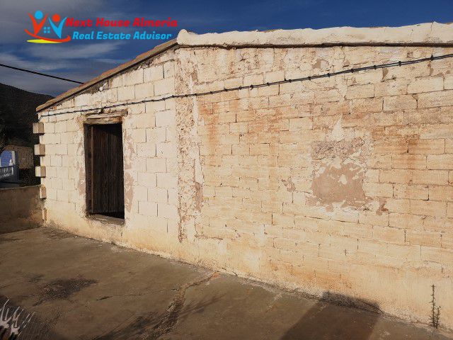 Image No.34-3 Bed Country House for sale