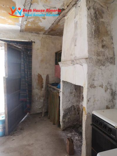 Image No.47-3 Bed Country House for sale