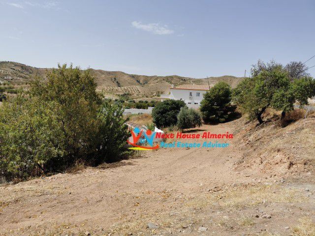 Image No.48-3 Bed Country House for sale