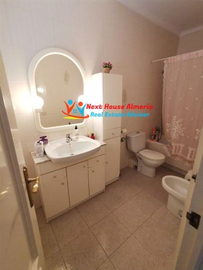 Image No.22-3 Bed Apartment for sale