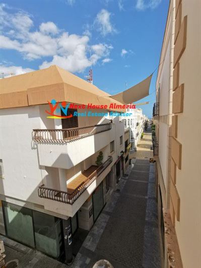 Image No.8-3 Bed Apartment for sale