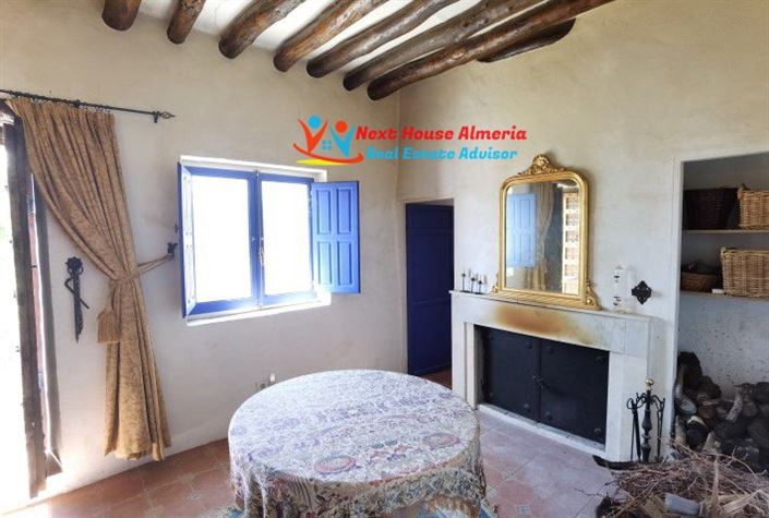 Image No.15-6 Bed Country House for sale