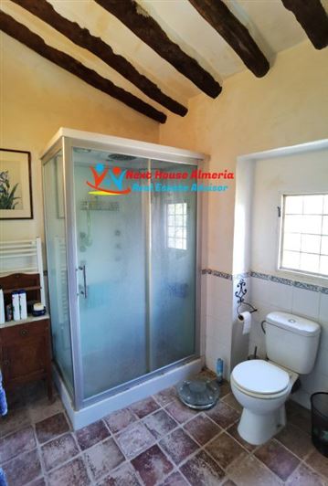 Image No.50-6 Bed Country House for sale