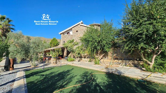 Image No.13-4 Bed Villa for sale