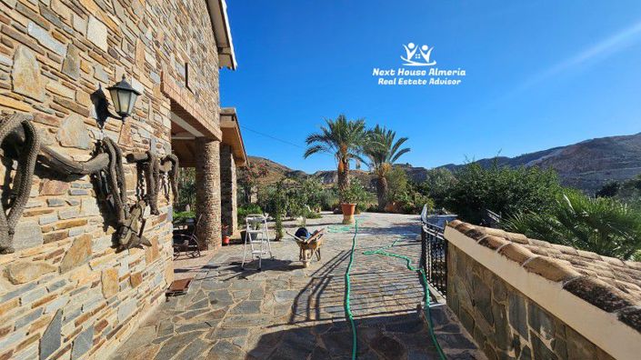 Image No.38-4 Bed Villa for sale