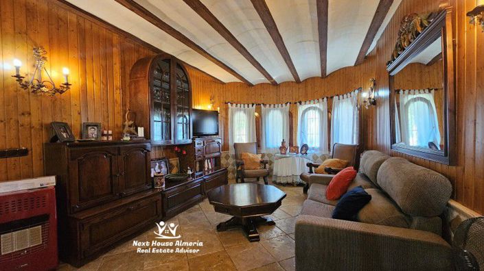 Image No.42-4 Bed Villa for sale