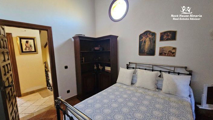 Image No.48-4 Bed Villa for sale