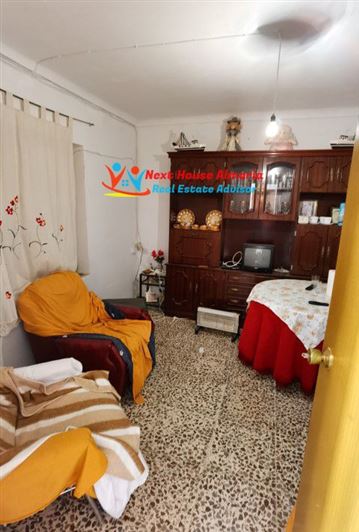 Image No.13-6 Bed Country House for sale