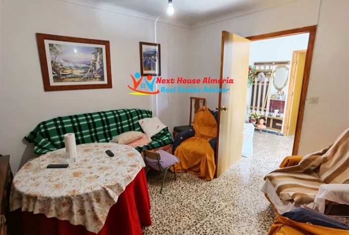 Image No.15-6 Bed Country House for sale