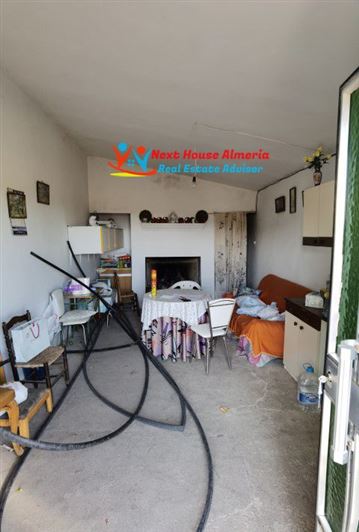 Image No.5-6 Bed Country House for sale