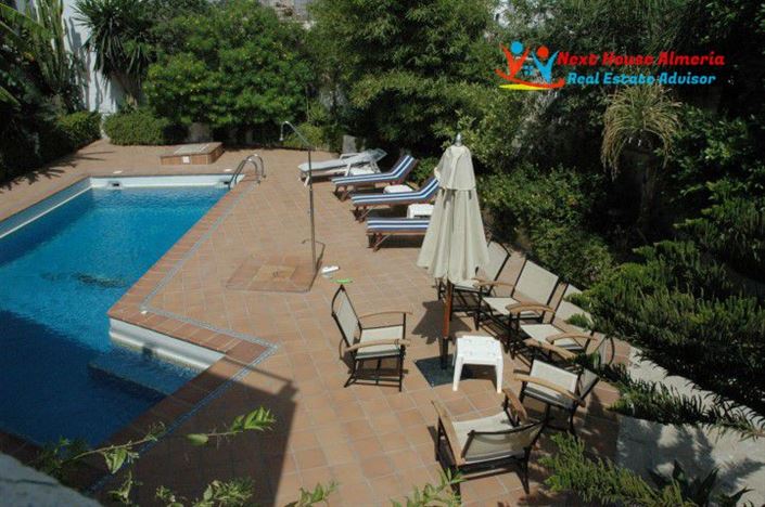 Image No.7-4 Bed Villa for sale