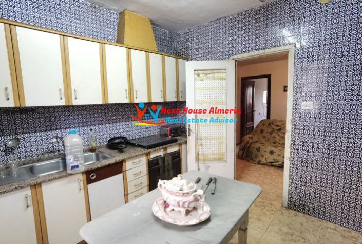 Image No.16-8 Bed Country House for sale