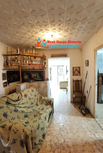 Image No.19-8 Bed Country House for sale