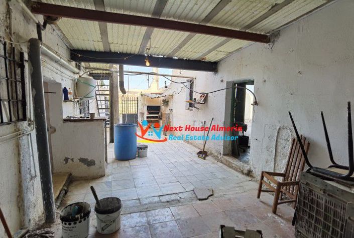 Image No.28-8 Bed Country House for sale