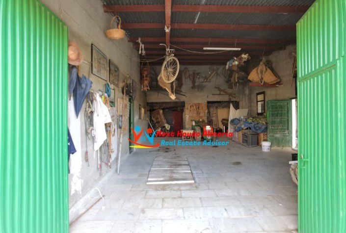 Image No.34-8 Bed Country House for sale