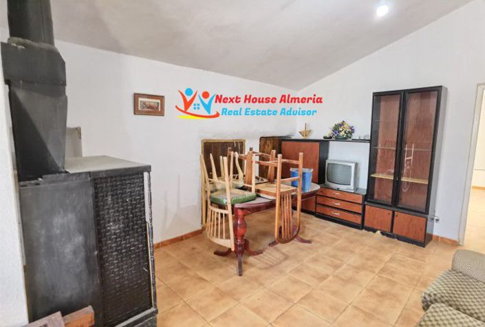 Image No.48-8 Bed Country House for sale