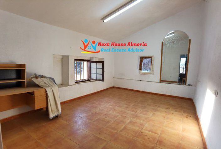 Image No.49-8 Bed Country House for sale