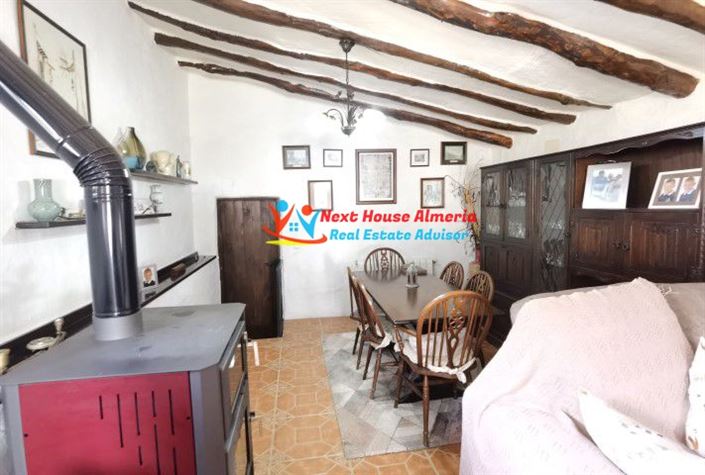 Image No.27-3 Bed Country House for sale