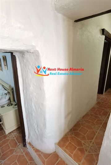 Image No.47-3 Bed Country House for sale