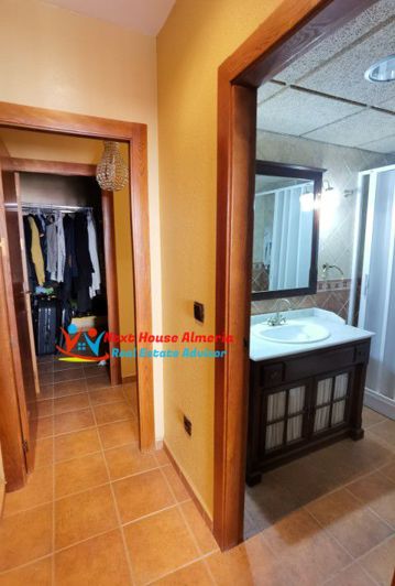 Image No.36-4 Bed Villa for sale