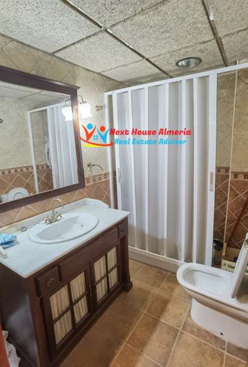 Image No.37-4 Bed Villa for sale